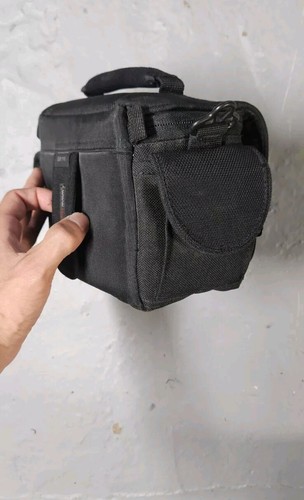 Lowepro Camera Bag 8" x 3.5" , Three Pocket Mini Camera Bag used - Picture 5 of 8