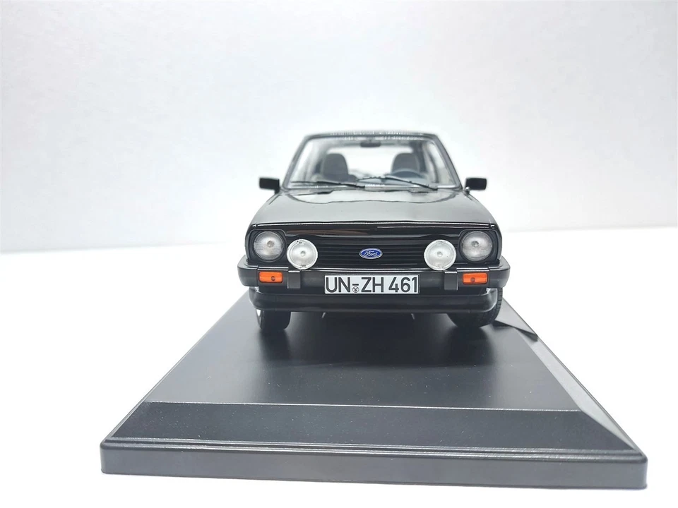 Ford Fiesta XR2 Nero del 1981 - 1/18 Norev - Immagine 2 di 4