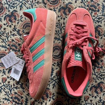 Adidas Gazelle Indoor Sneakers Coral Orange Green Men s 8.5 Women's 9.5 NEW