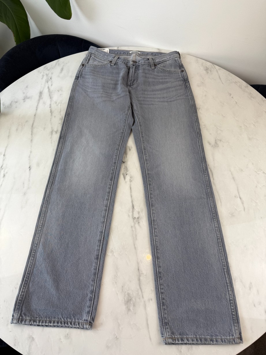 Wrangler Cowboy Jeans Women W28 L32 Denim Low Rise Modern Fit Zip Fly Haute Haze