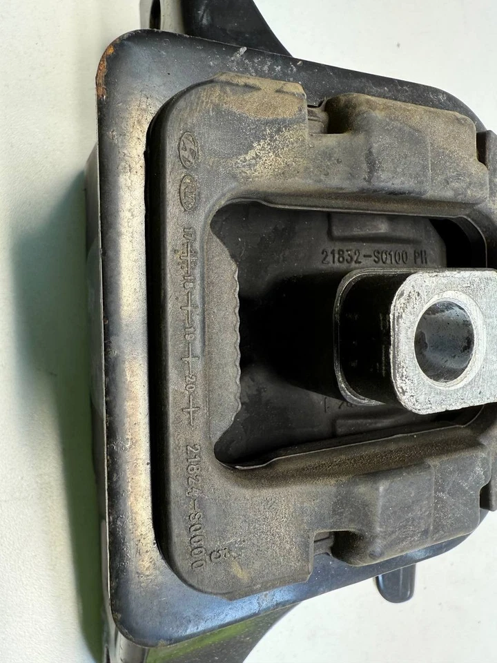 Soporte de cojinete de motor Hyundai I30 PD 2.0T N Fastback 21830-S0100 Foto 4 de 4