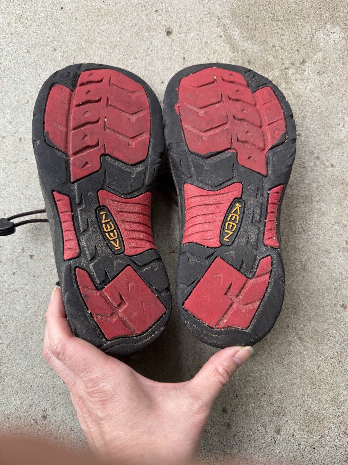 Sandali Keen bambino rosso nero taglia 5