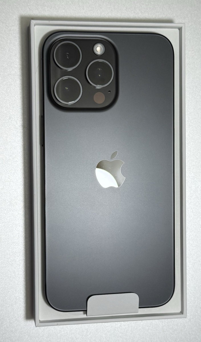 Apple iPhone 15 Pro Max - 256 GB - Black Titanium (Unlocked) for