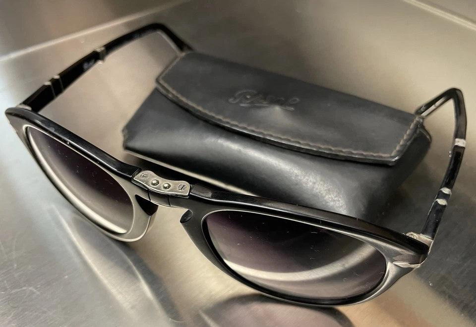 Gafas de sol PERSOL 714 Original PO0714 54-21 negras marcos plegables repuestos/reparación Foto 3 de 4