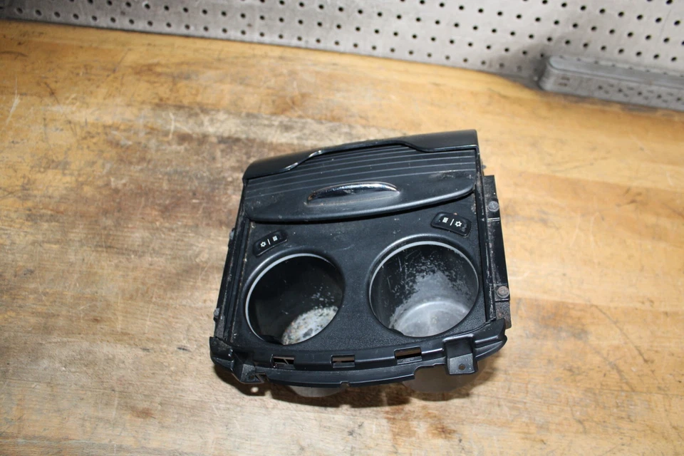 OEM 2011-2014 DODGE CHARGER CHRYSLER 300 Heated & Cooled Cup Holder 1PB67DX9AD - Image 4 of 4