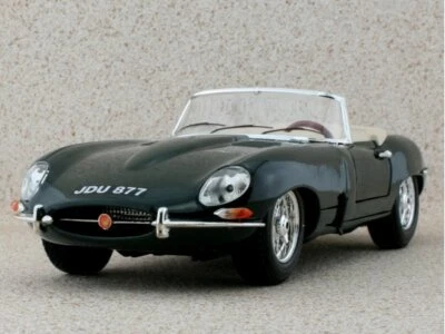 JAGUAR E-Type - 1961 - darkgreen - Bburago 1:18 - Bild 1 von 2