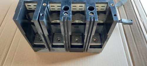Interruttore automatico Terasaki Electric T0J-200 4 poli 125 - 160 A - Imagen 4 de 5