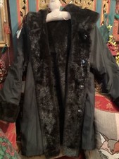 Beautiful New Large Ladies Orvis Reversible, Faux Fur/raincoat, Pockets, Hooded.