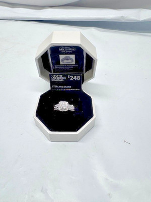 Brilliance Fine Jewelry Square Shape Lab Grown Diamond Ring-1/2 CTTW Cert Authen