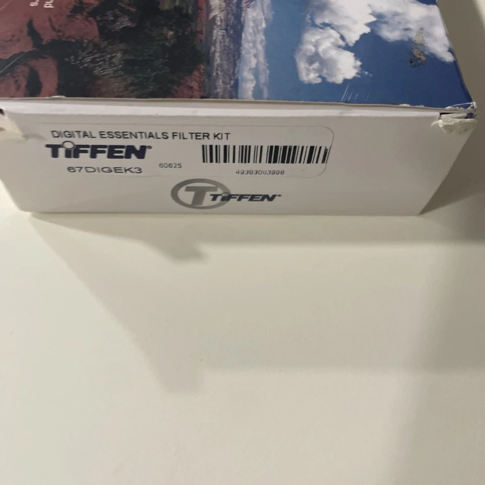 Tiffen 67mm Digital Essentials Filter Kit 67DIGEK3 - Image 4 of 4