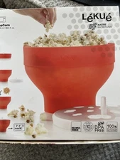 LEKUE Microwave POPCORN Maker 100% Platinum Silicon Bowl 98.5 fl oz NEW in BOX