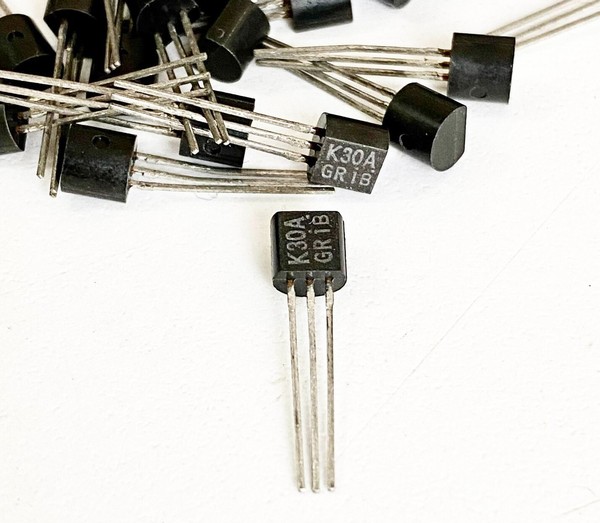 MATCHED PAIR for IDSS TOSHIBA  (2sk30A-GR) or  (2sk30A-Y)
