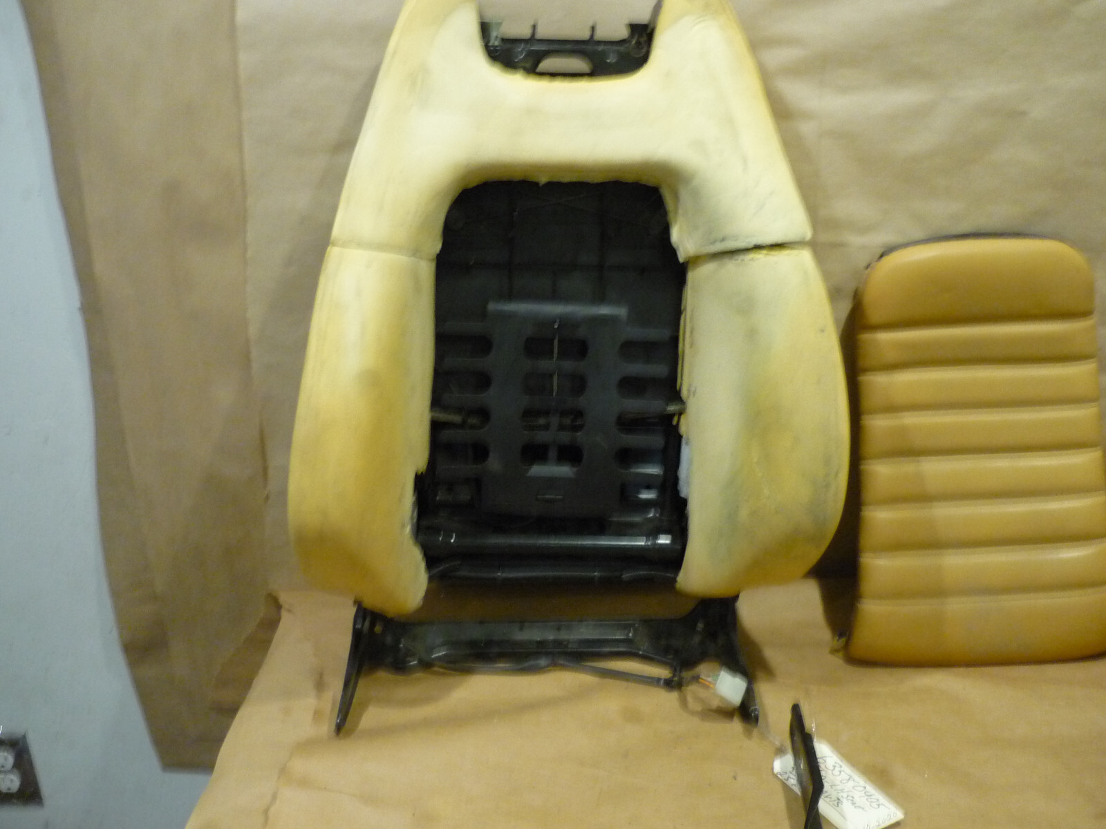 Ferrari 360 Modena - LH / Driver Seat Tan/Beige For Parts - P/N 63580405