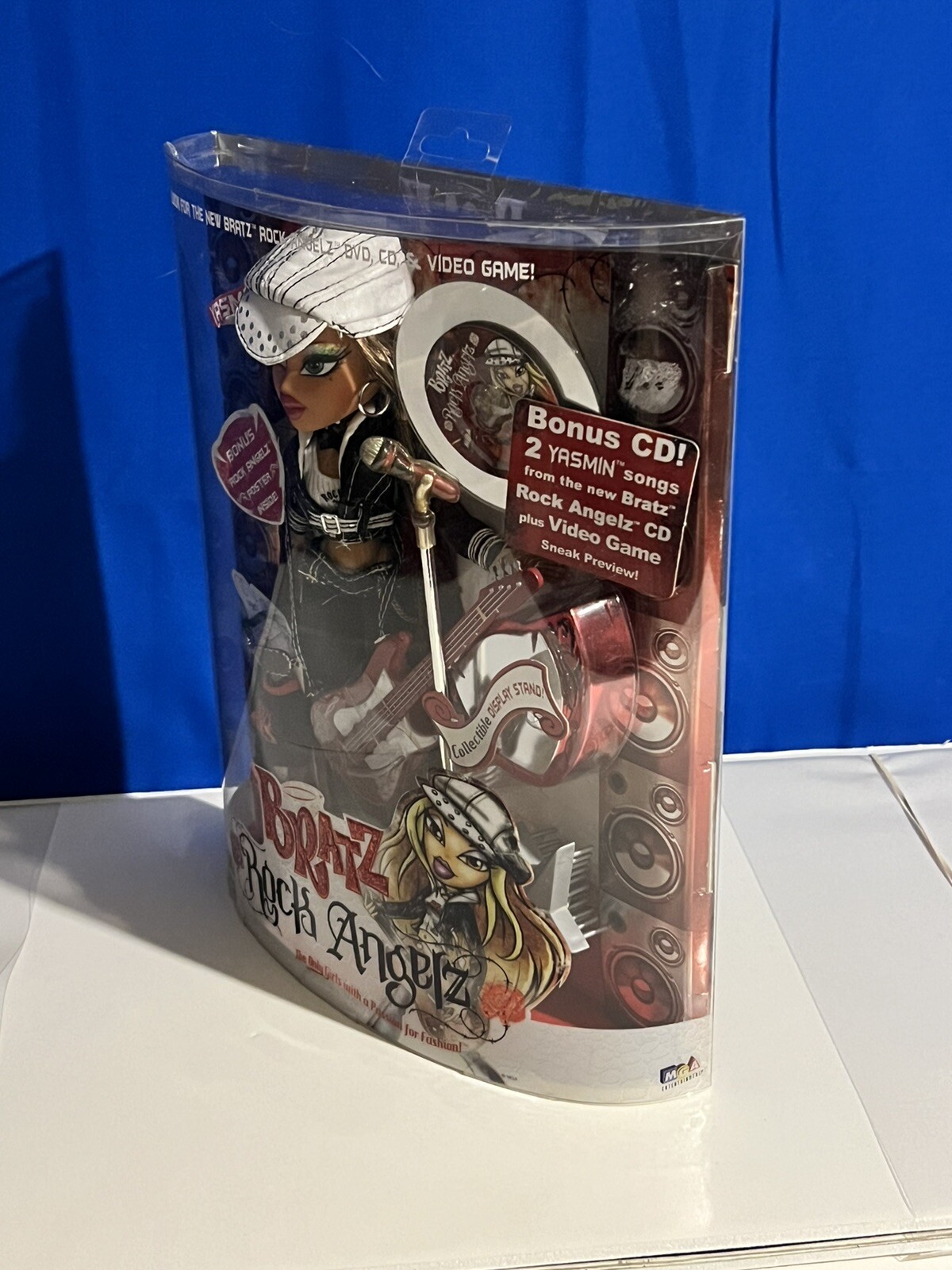 Vintage Original Rock Angelz Yasmin Bratz Doll ( SEALED ) With Bonus Disc/Game