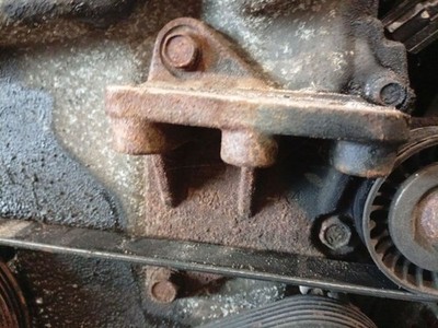 Chrysler Sebring 2007 Engine Mount Bracket and Gearbox Mount Brack #2939085-42