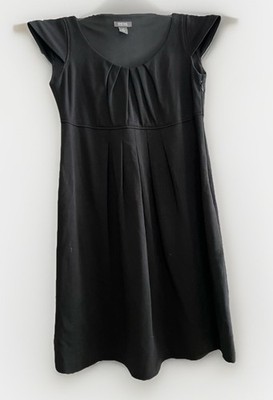 Kenneth Cole Reaction Dress LBD Fit&Flare Black Dress Pleated Side Pockets XS