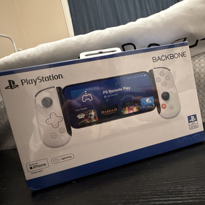 Backbone One PlayStation Edition Mobile Controller for iPhone Lightning, White