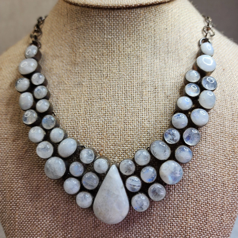 Gargantilla vintage de plata de ley 925 con piedras lunares gemas graduadas Foto 4 de 4