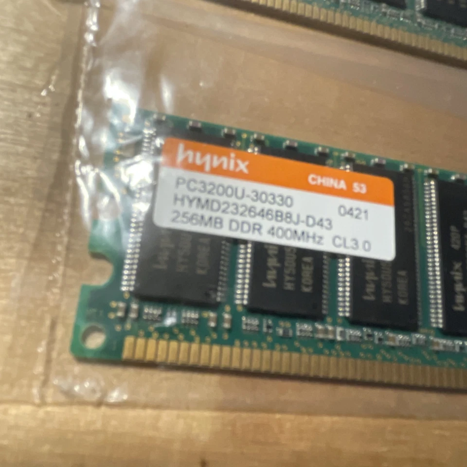 HYNIX 256MB RAM Desktop Memory HYMD232646B8J-D43/ PC3200U-30330/ 0420 DDR-1 Unit - Image 2 of 4