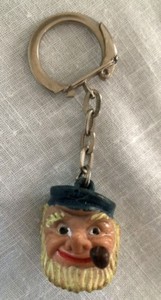  VTG fisherman w/ pipe keychain from france / french vintage collectible