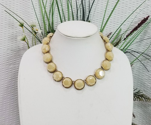 New! Signed Charming Charlie Champagne Acrylic Crystal Gold Tone Choker Necklace - Picture 2 of 5