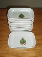 Pfaltzgraff Christmas Heritage American Airlines Tidbit Tray Plate 6" x 4.5"