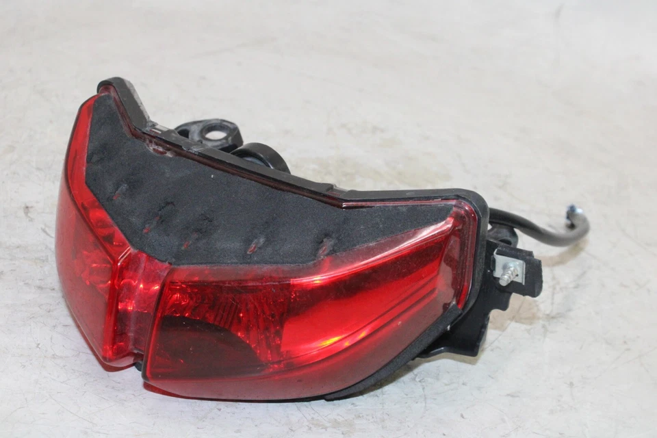 11-13 YAMAHA FZ8 FZ8-NC OEM REAR TAIL TAILLIGHT BACK BRAKE LIGHT - Image 2 of 4