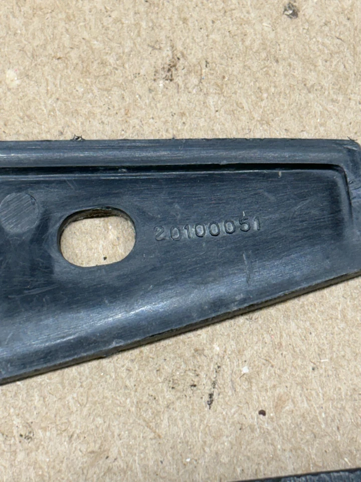 1 USED SIDE MIRROR GASKET MOUNT SHIM CAMARO NOVA IMPALA CHEVELLE GTO 20100051 OE - Image 2 of 4