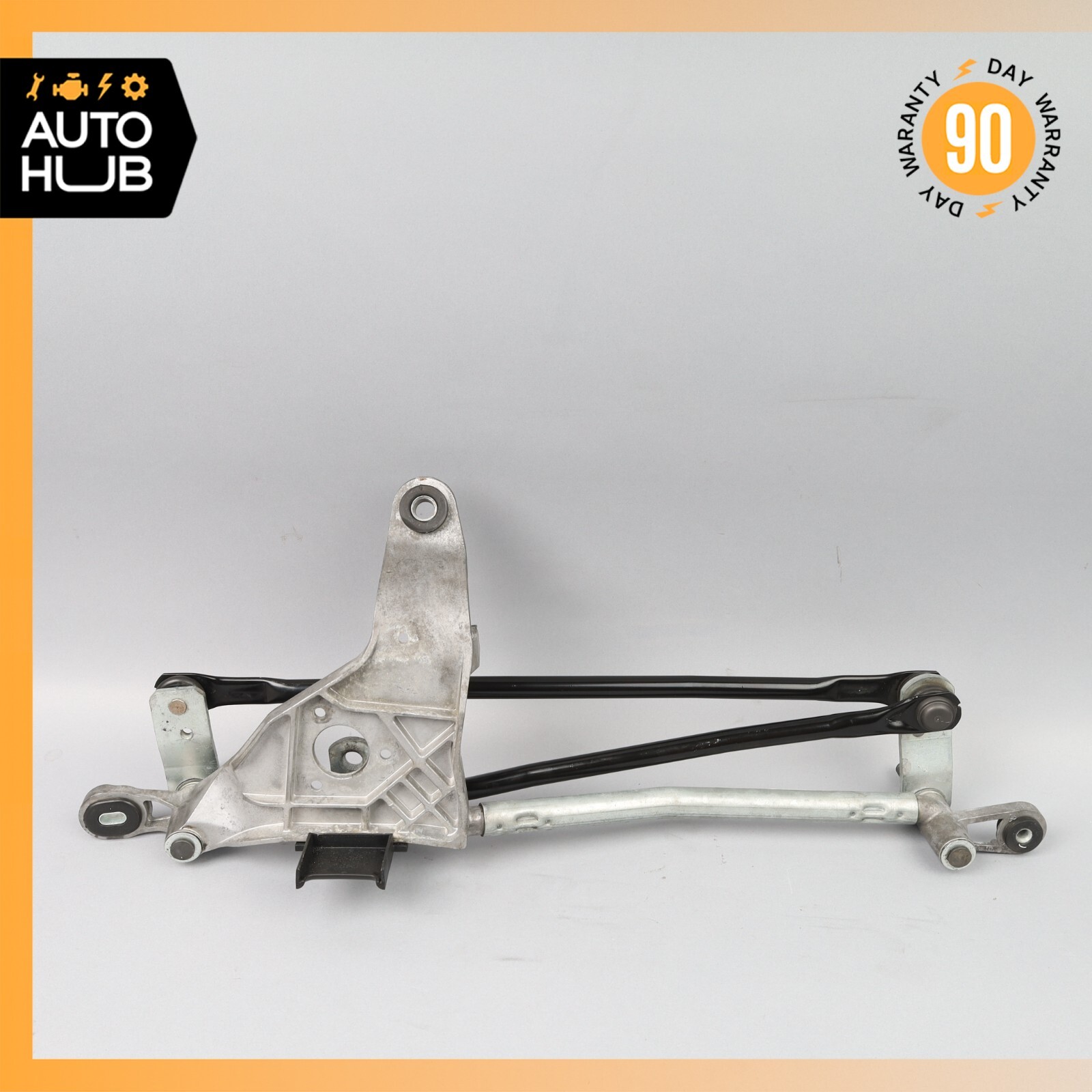 2014 Maserati Quattroporte SQ4 M156 Windshield Wiper Linkage Arm OEM 69k