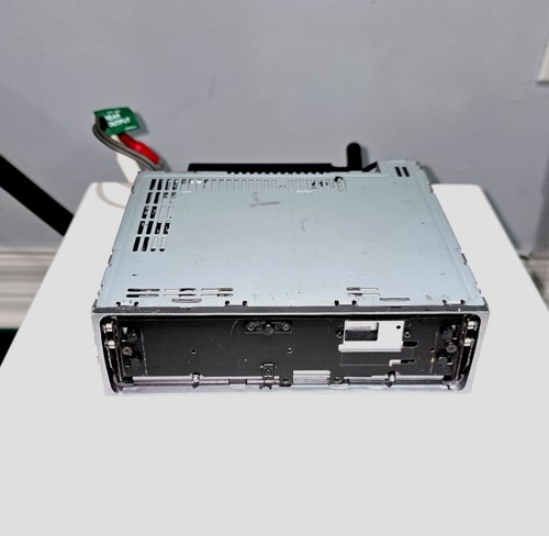 Pioneer DEH-P6800MP Car Radio For Parts Sold As Is NO FACE