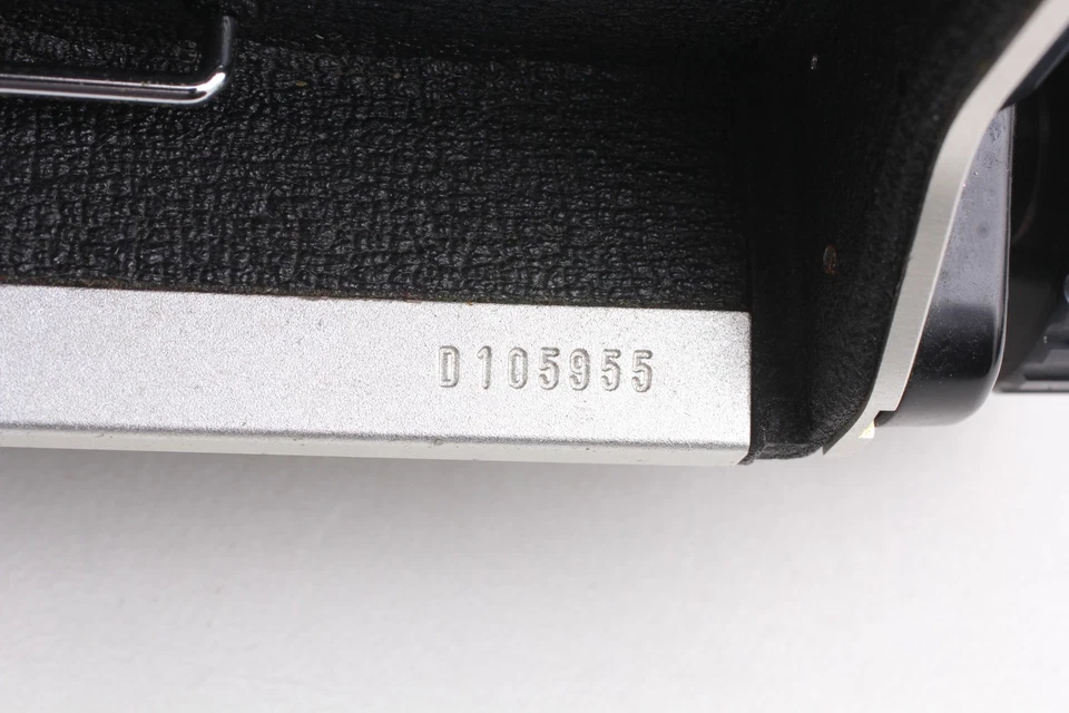 [N MINT Mamiya C330 Pro F TLR Film Camera + Sekor DS 105mm F/3.5 From JAPAN - Image 4 of 4