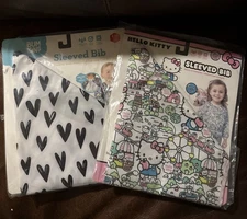 Bumkins Hello Kitty, Hearts Waterproof Sleeved Bib, 6-24 Months (set Of 2 Pieces