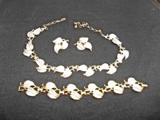 EMMONS TEXTURED  LEAF CHOKER BRACELET & EARRINGS SILVER-TONE 3PC