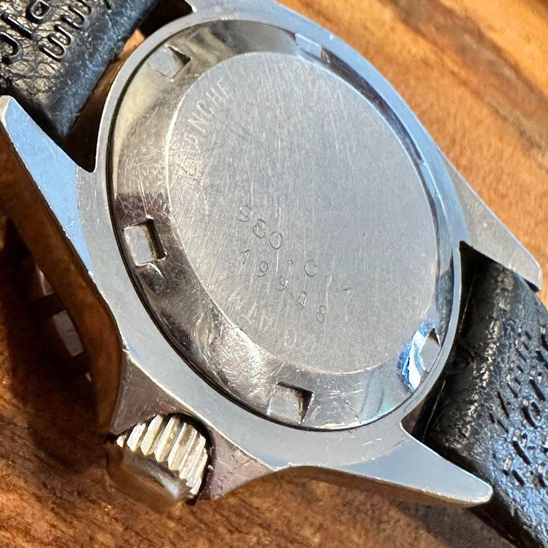 Tag Heuer 1000 Professional 200m 980.011 Quartz Orange Dial Watch