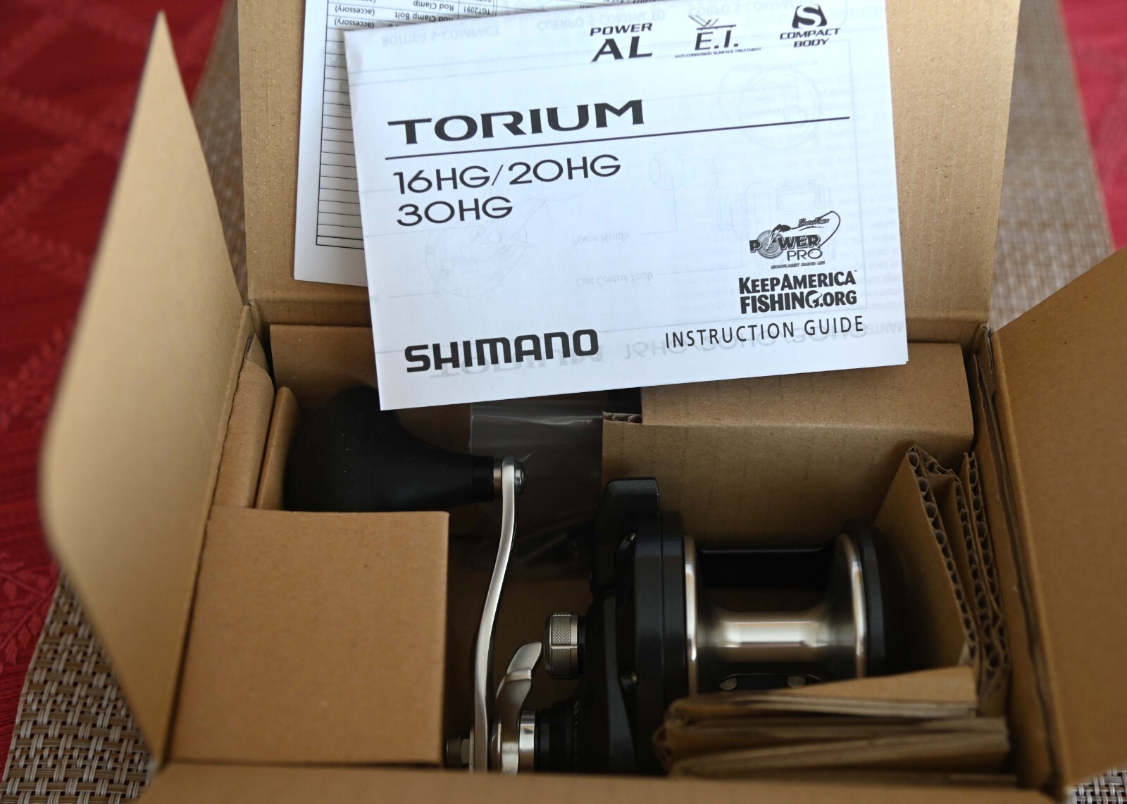 Shimano Torium 20 HGA Conventional Star Drag Reel, Right Hand Model