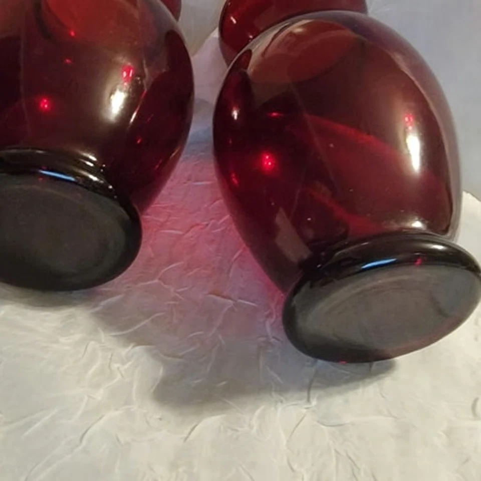 Vtg. 1950's Two Valentine Royal Ruby Red Glass Vases by Anchor Hocking USA 6.5"T - Image 2 of 3