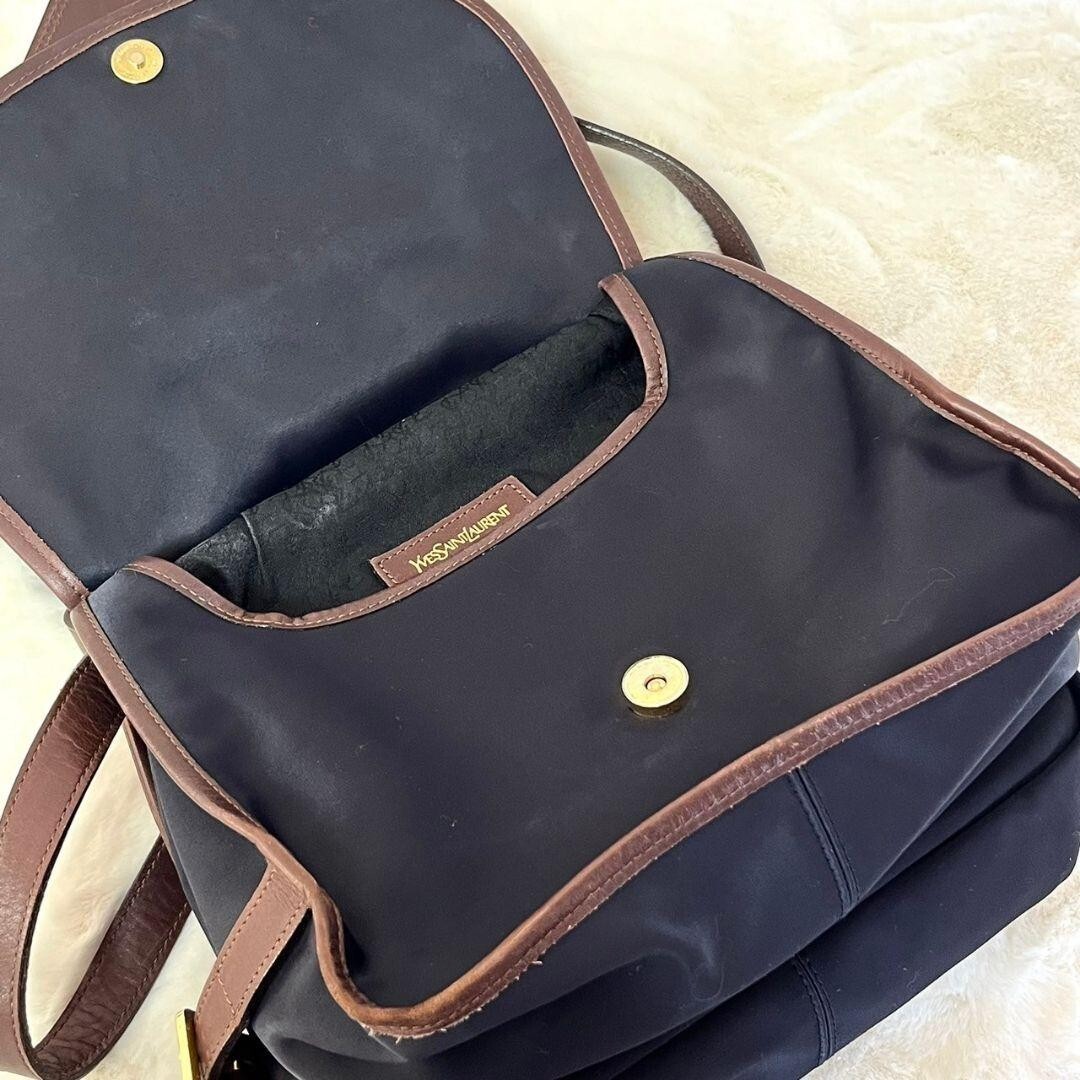 YSL Reversible Leather Shoulder Bag Black/Brown Y Log… Gem