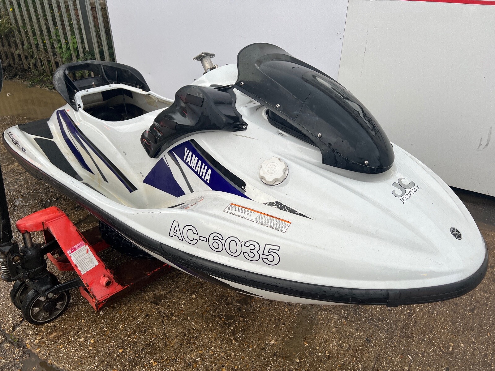 Yamaha Waverunner Gp1200r Jet Ski Spares or Repairs Superjet SeaDoo