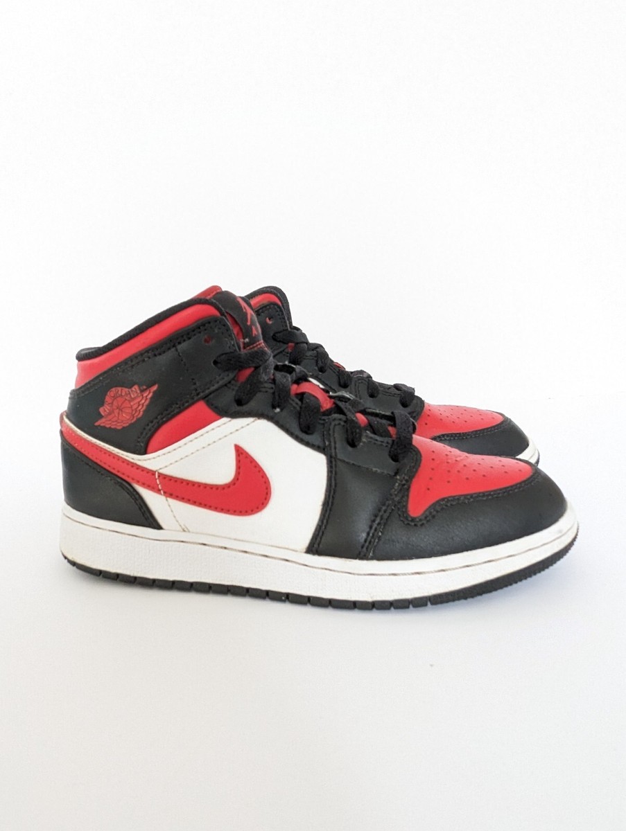 Basketball Shoe Mid Nike Jordan Novo Nike Air Jordan Mid Bred