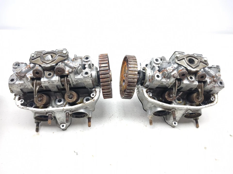 Culatas de motor Honda Goldwing Aspencade GL1200 84-87 DAÑADAS Foto 2 de 4