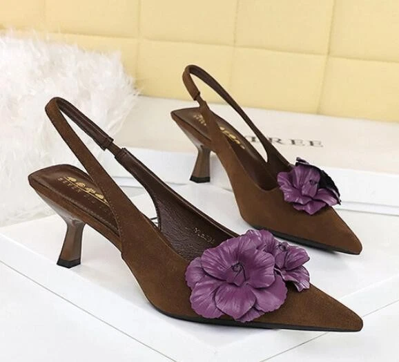Sandalias elegantes de tacón bajo con tacones de aguja florales con puntera puntiaguda para mujer talla Foto 4 de 4