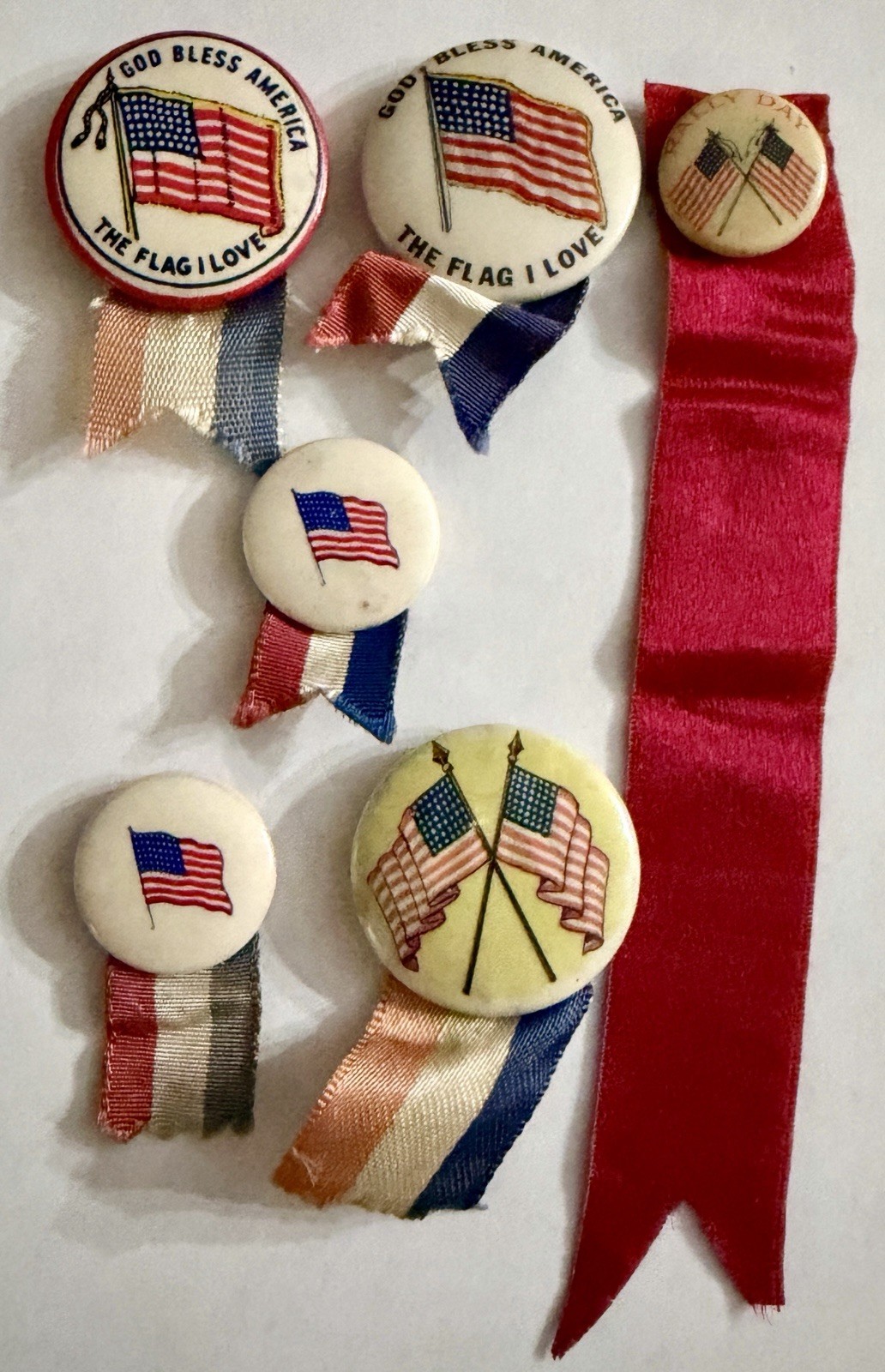 Blue Button Ribbon Vintage Early U.S. Flag Design Patriotic Buttons - Collection P some w ...