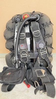 OMS Tauchwing  45 lb. mit BackplateDive Rite Alu, Harness, Taschen 