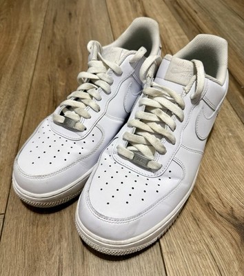 Nike Air Force 1 '07 Men's Size 11.5 Triple White CW2288-111 EUC