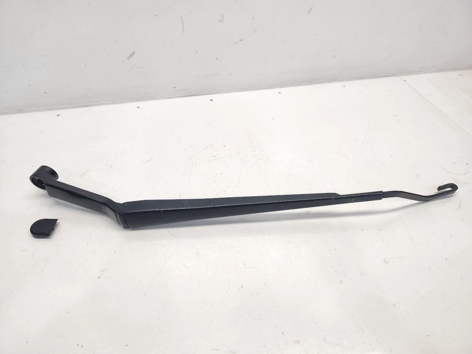 2001 Toyota Prius Drivers Left Front Wiper Arm - Image 4 of 4