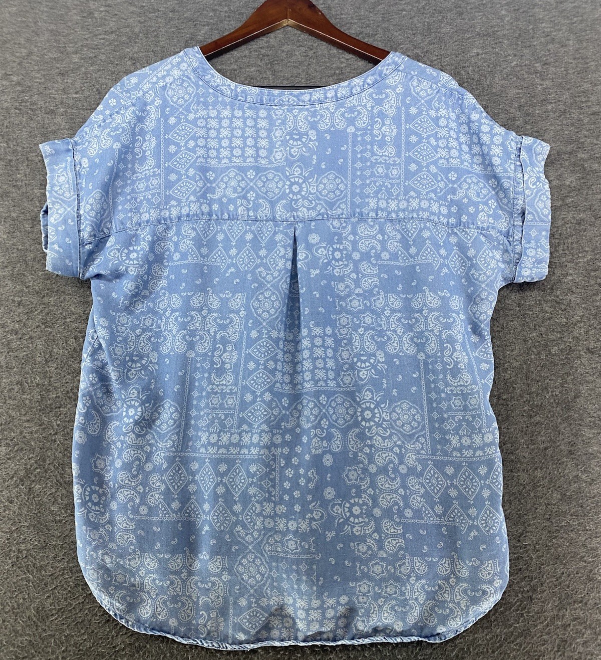 Ruby Rd. Chambray Button Up Short Sleeve Paisley … - image 4