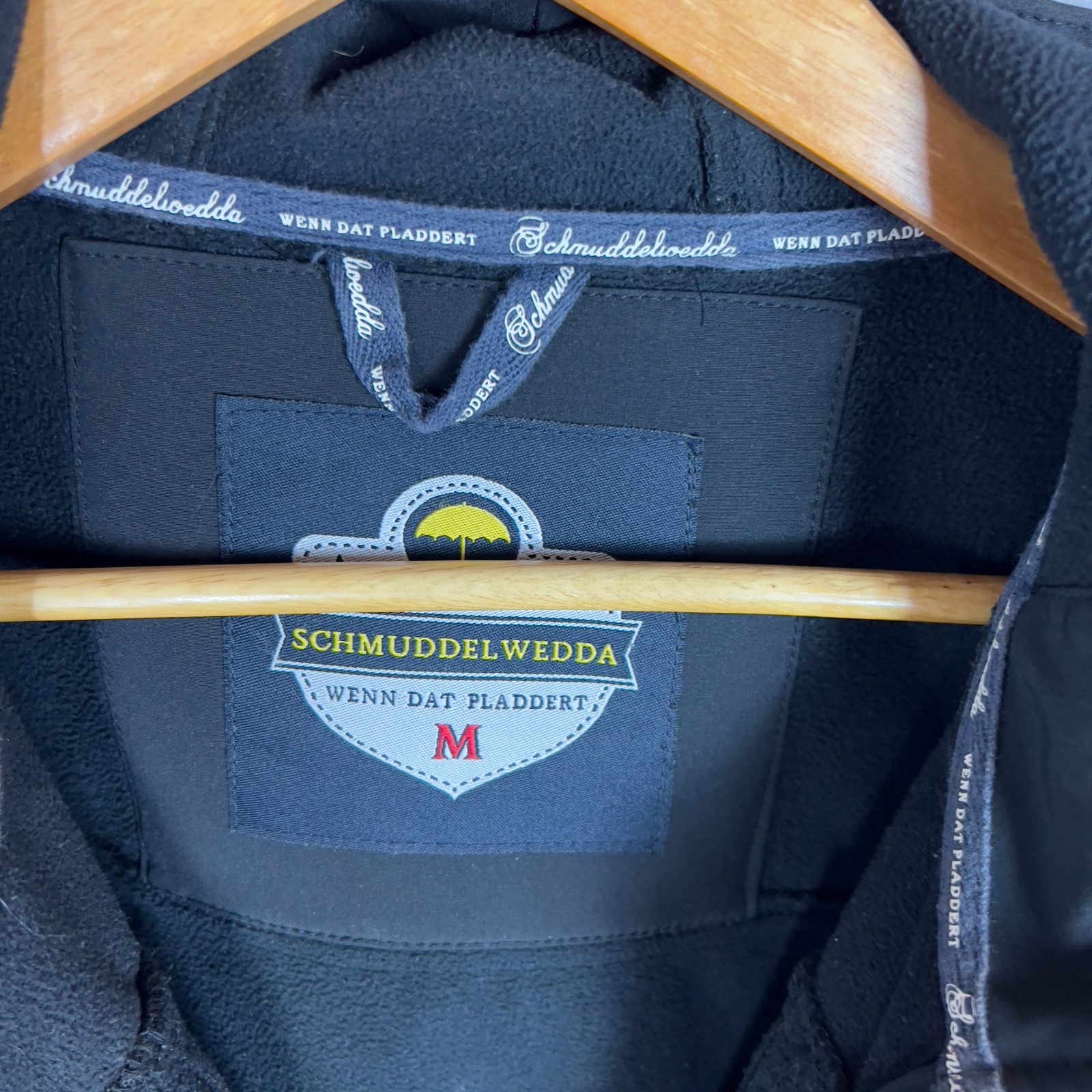 Schmuddelwedda Softshell Hooded Jacket Black Men’… - image 4