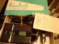 Realist Electric Stereo Viewer 2062 in Box with Battery Adapter TESTED & WORKS