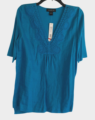 August Silk Size Medium Cotton / Linen Blend Embroidered Top Blue Short Sleeve