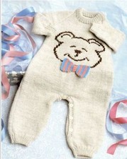 KNITTING PATTERN - ADORABLE BABY'S ALL-IN-ONE TEDDY MOTIF ROMPER SUIT 3 SIZES